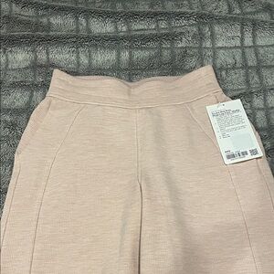 Lululemon scuba mid-rise pant waffle